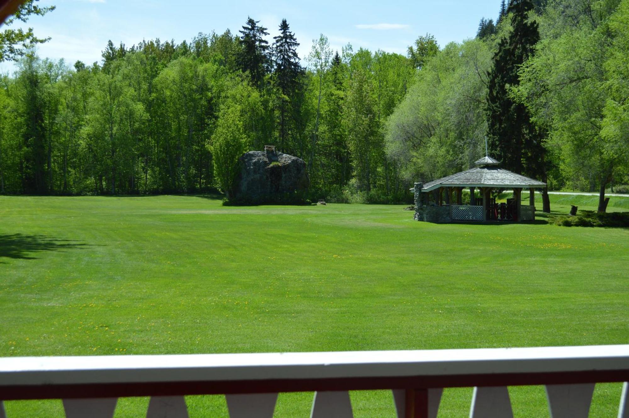 Rivermount Motel Little Fort Exterior foto